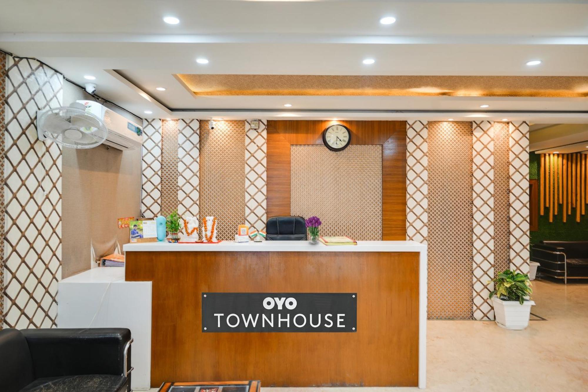 Townhouse Oak Hotel Ar Ganges Premium Varanasi Luaran gambar